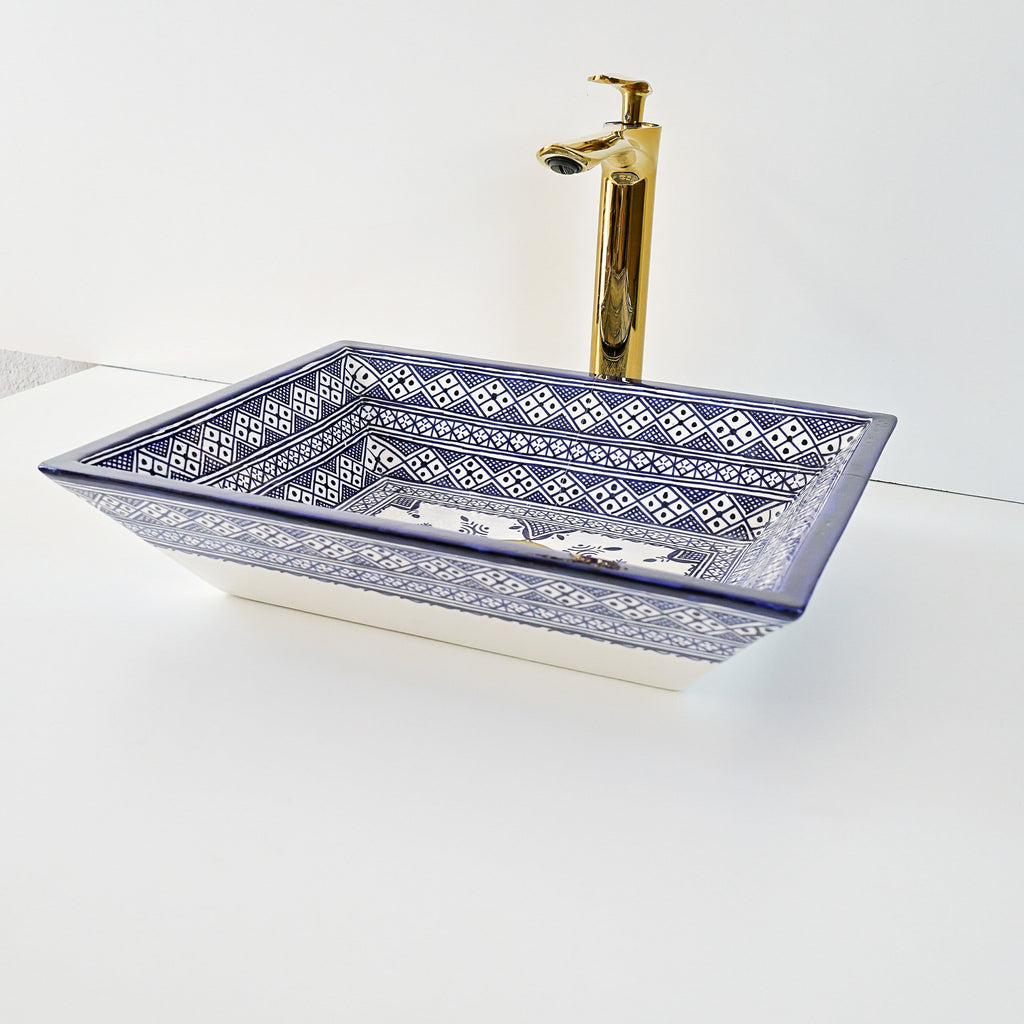 Vasque carrée bords fins en céramique italienne, disponible partout au Maroc.