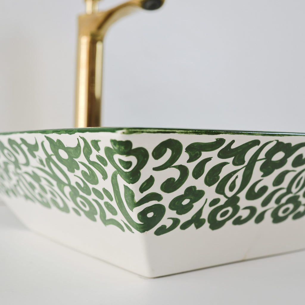 Vasque en Vert et blanc motif de Fleurs, lavabo authentique pour Riad.