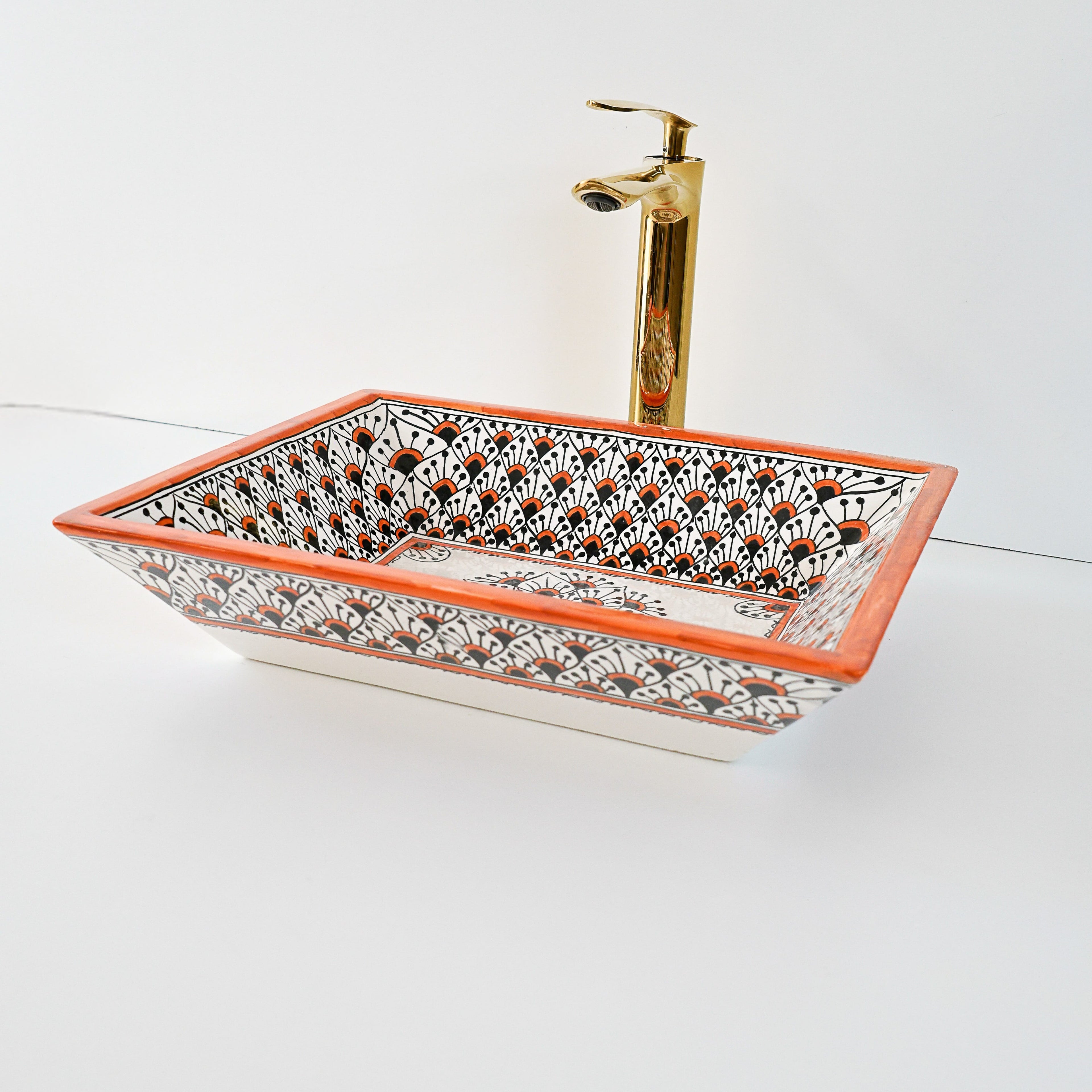 Lavabo sur pied rétro vintage blanc, salle de bain classique chic Tanger.